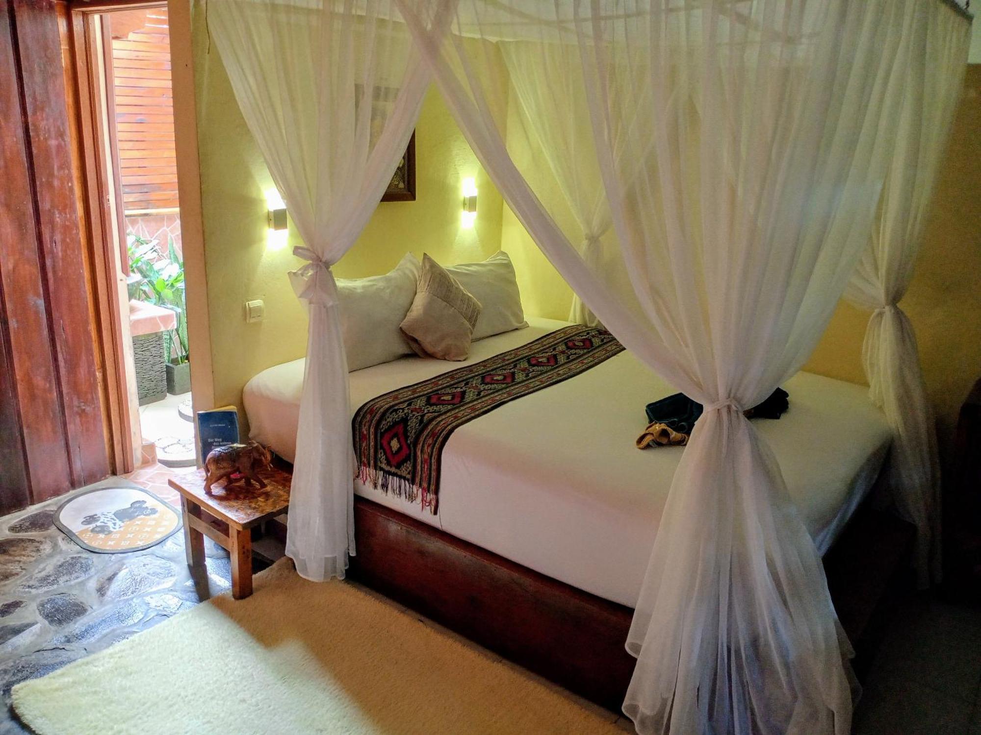 Lafyu Bali Hotell Singaraja Eksteriør bilde